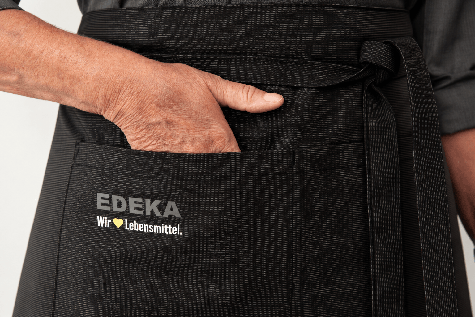 Vorbinder, L55 x B70, schwarz meliert – Arbeitskleidung für EDEKA-Märkte von Schweissthal